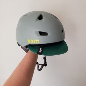 Bern Brentwood Bicycle Helmet Size L Matte Grey w/ Flip Visor